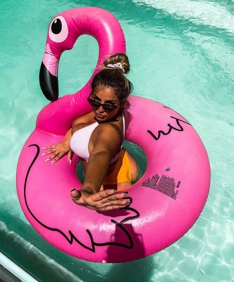 Chloe C étoile sympa photo