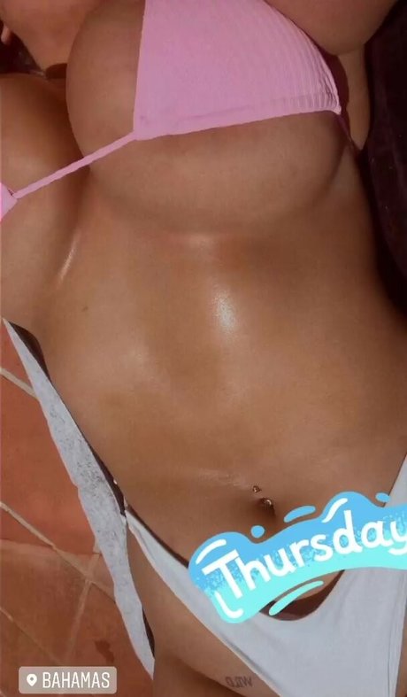 Chloe C étoile magnifique photos