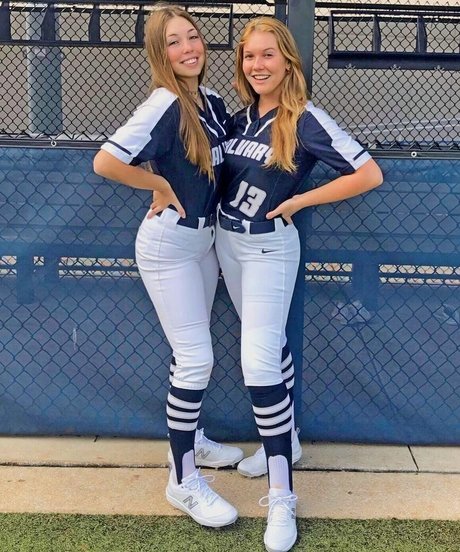 Makenna Adams star pornographique images