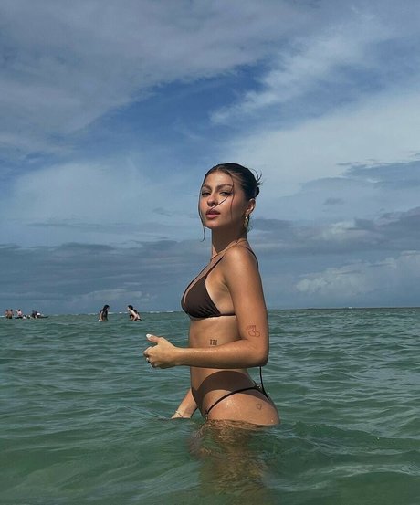 Malu Camargo exclusive star gallery