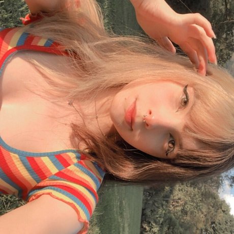 Victoria Ribeiro actriz porno imágenes