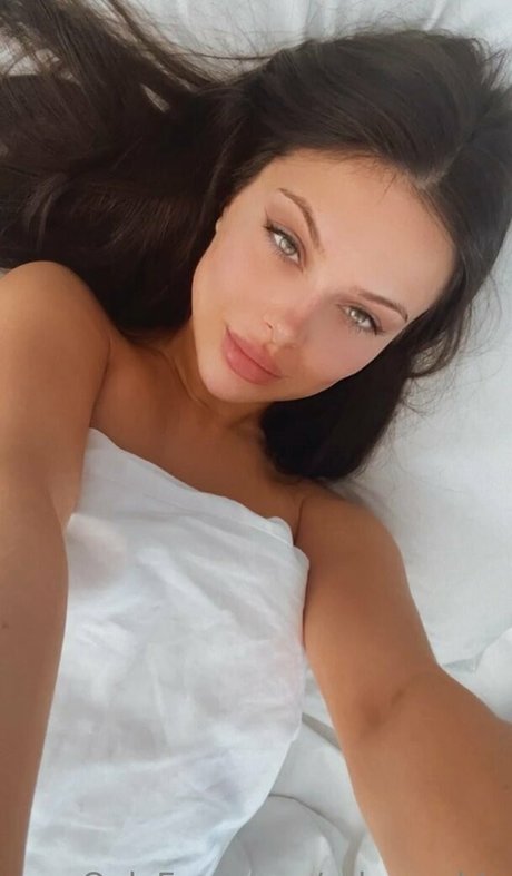 Sophie Ruby Blake model best picture