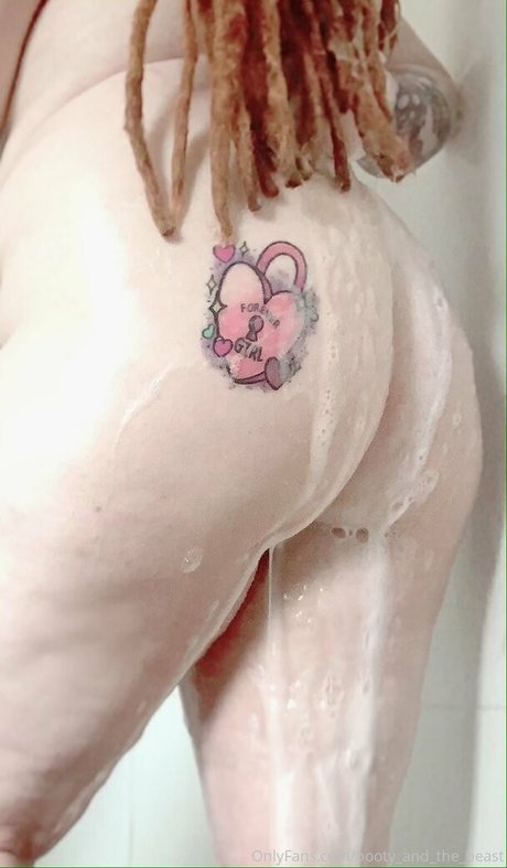 lolly dreadful nudes model picture