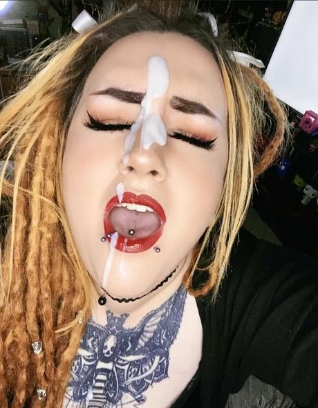 lolly dreadful modelo erótico archivo