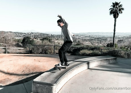 skaterrboi actrice adulte photo