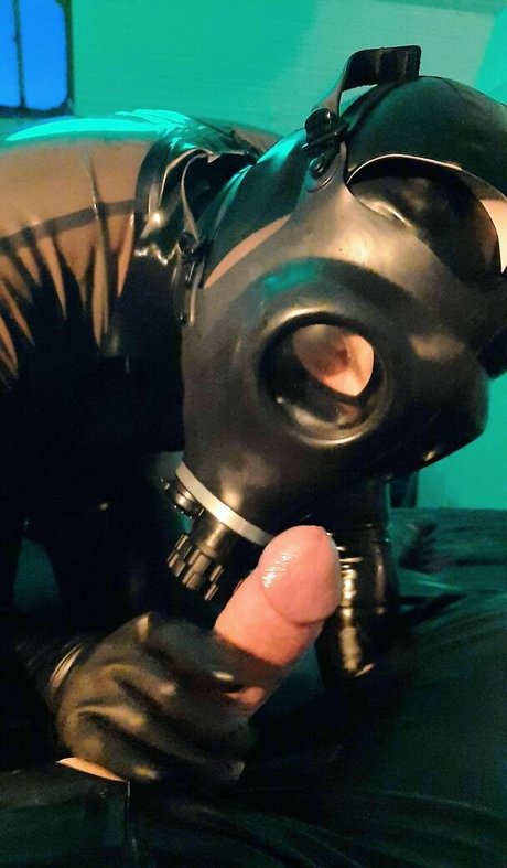 heavyrubberette star du porno de haute qualité photos