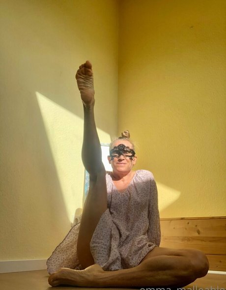 emma malleable actriz de alta calidad foto