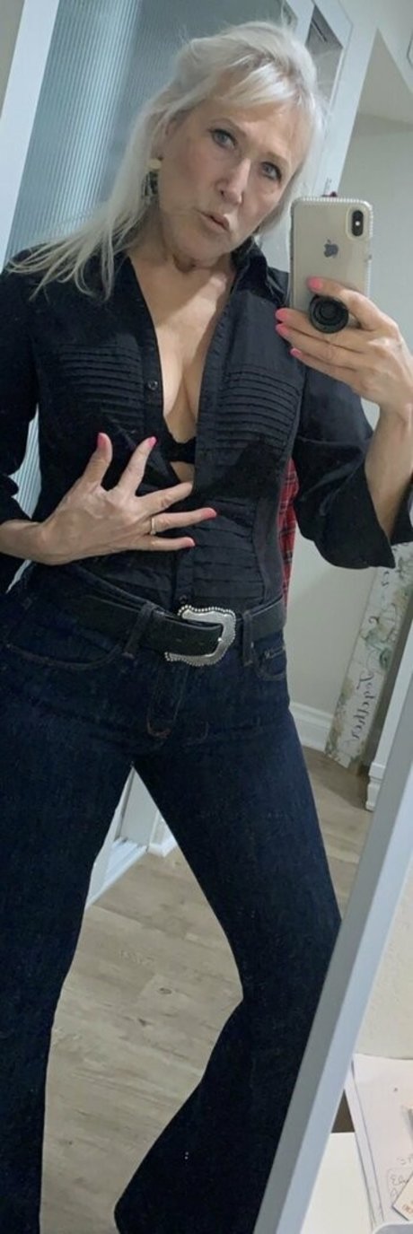 suzieandhannah desnudos estrella imágenes