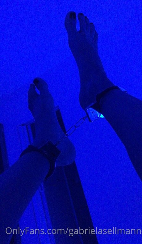 gabrielasellmann art modèle img