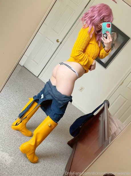 dicksinthedishwasher modelo erótico foto