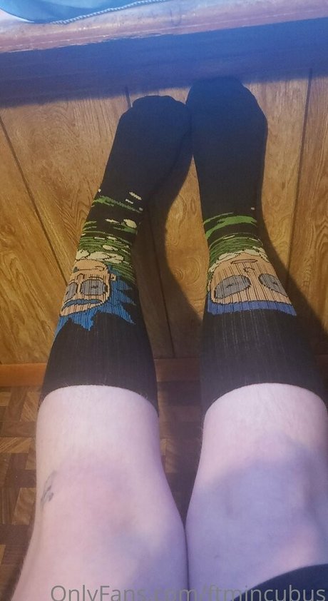 ftmincubus actrice nue galeries