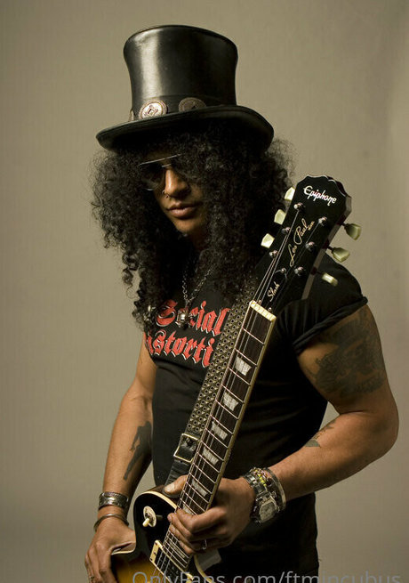 ftmincubus actrice pornographique galerie