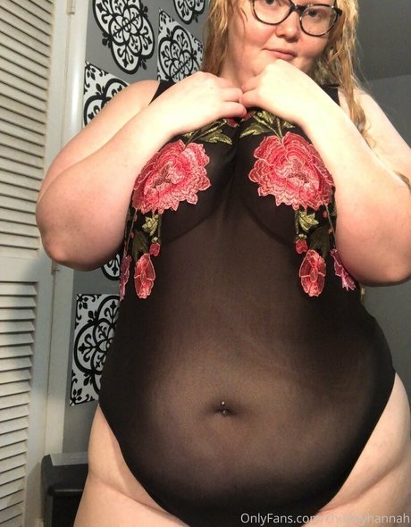 chubbyhannah estrella porno desnuda archivo