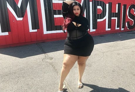 Jasmine Gunn estrella del arte galerías