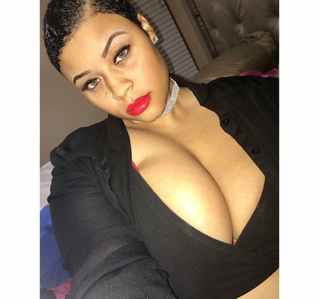 Jasmine Gunn modèle hd archive