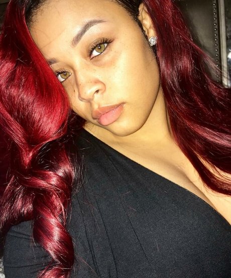 Jasmine Gunn haut de star du porno galeries