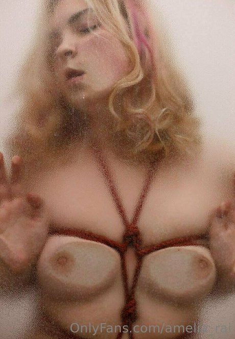 amelia rai sexy actress pic