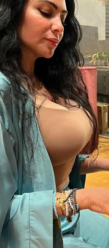 Mirhan Hussein actrice artistique galerie