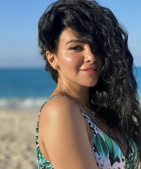 Mirhan Hussein modelo hd galerías