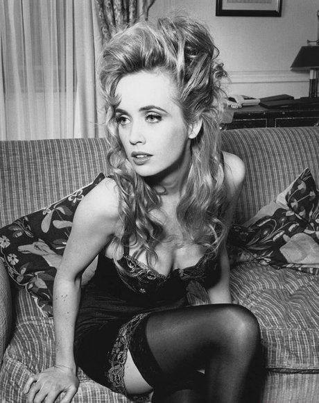 Lysette Anthony beautiful star photo