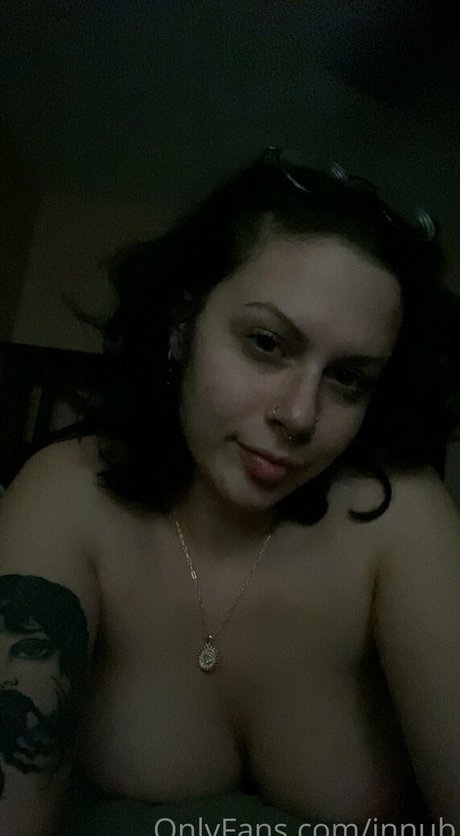 innub estrella porno agradable imagen