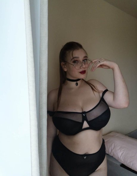 Lucy Laistner sexe star du porno des photos