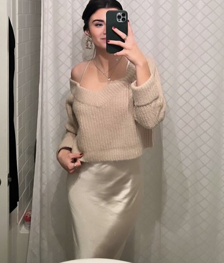 Brett Cooper mejor actriz fotos