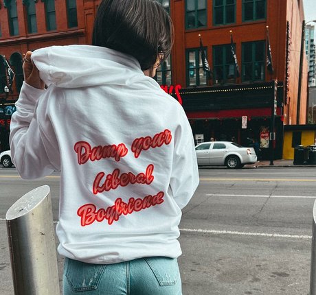 Brett Cooper estrella porno desnuda foto