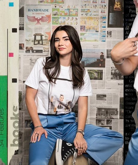 Brett Cooper actriz de desnudos galería