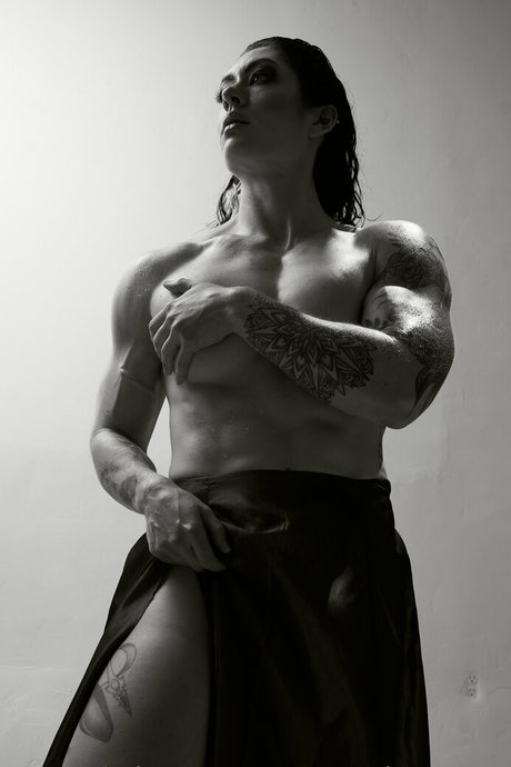 Natasha Aughey belle star du porno image