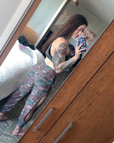 Natasha Aughey actriz archivo