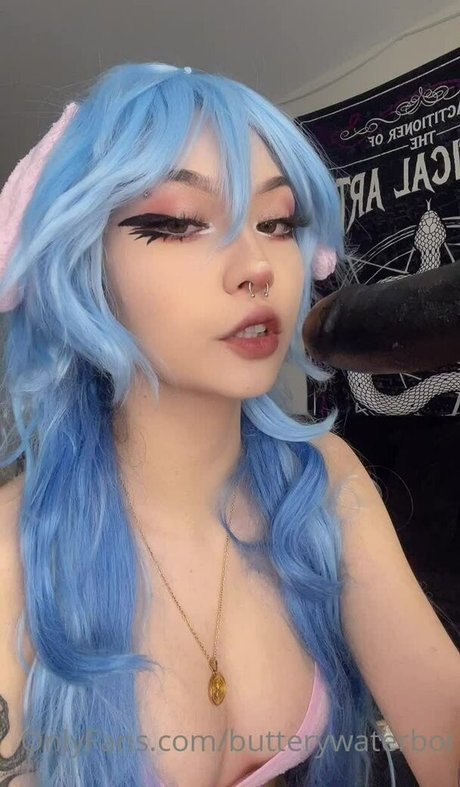 Butterywaterboi actrice libre collection