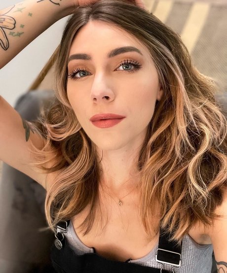 marzz modèle magnifique images