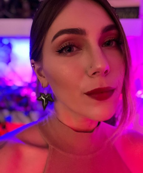 marzz modèle xxx des photos