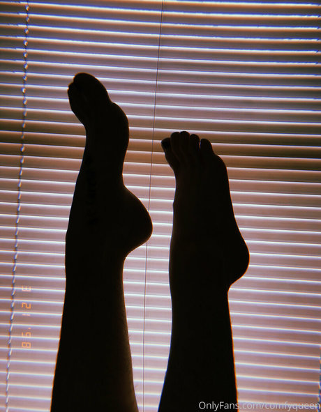 comfyqueen Miniatura