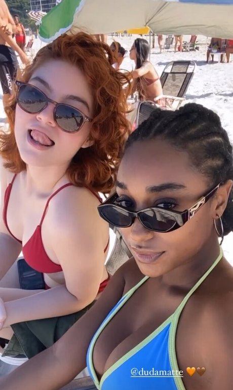 Duda Matte star du porno adulte galerie