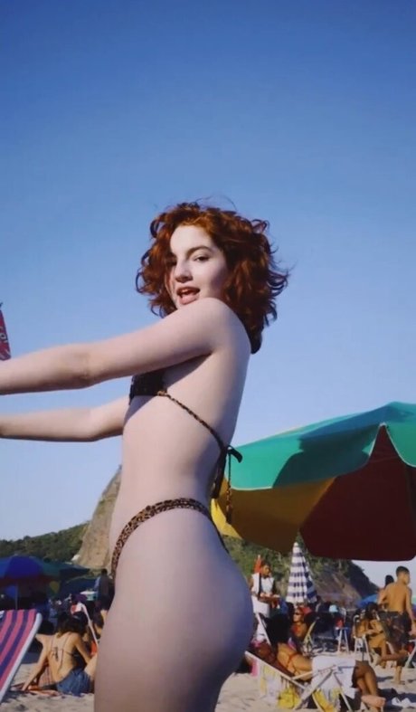 rousse plantureuse OnlyFans adulte xxx image