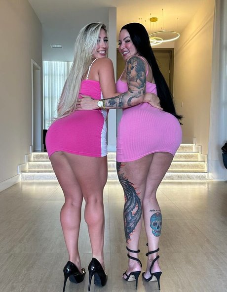 Isadora Vale Dezoitou exclusive pornstar photos