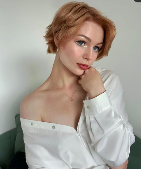 KallMeKris estrella exclusiva galerías