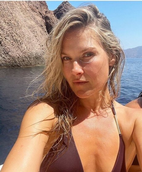 Ali Larter estrella porno sexy galería