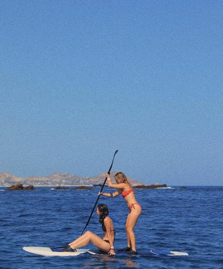 Brec Bassinger étoile gratuite collection