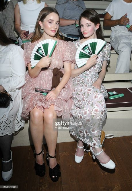 Kaitlyn Dever actrice de nus img