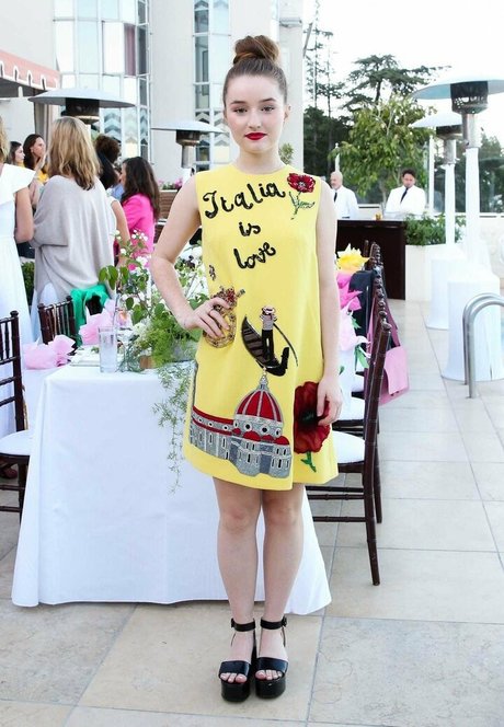 Kaitlyn Dever star du porno chaude img