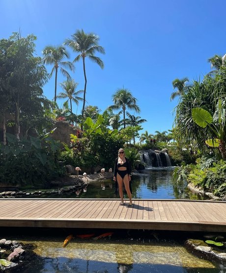 Sarah Cruddas haut de star du porno images