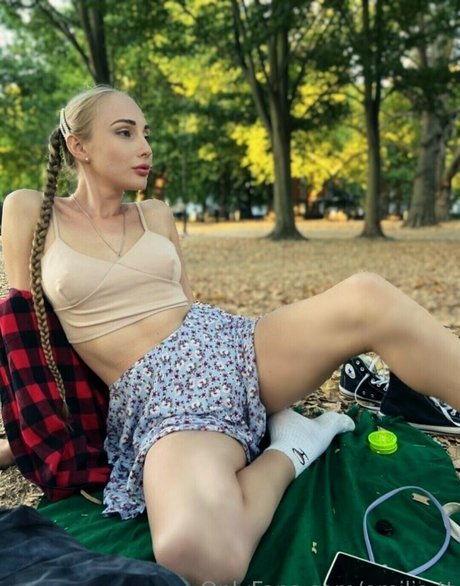 emilia tt modèle parfait photo