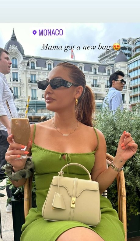 Francia Raisa modelo exclusivo foto