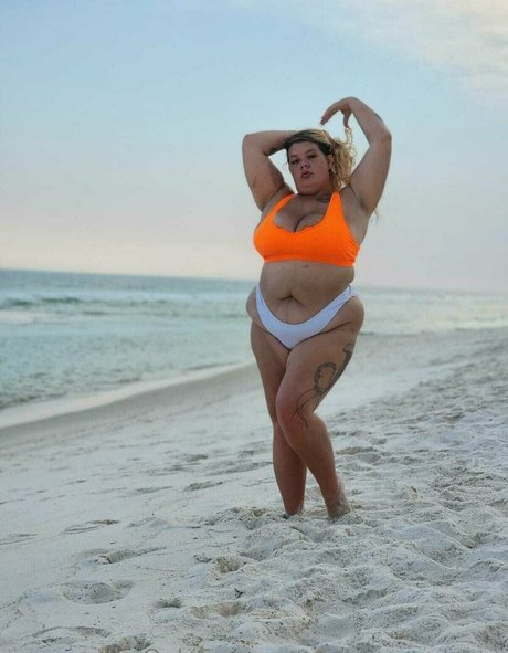 TabbyVonDAMN modelo atractivo imágenes