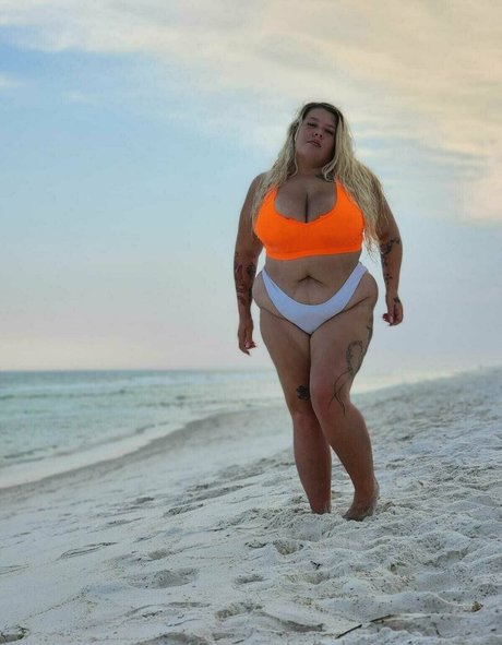 TabbyVonDAMN adult actress photos