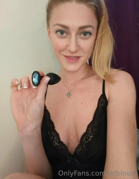 lelbloom pretty actress photos