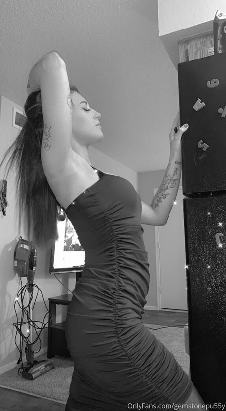 gemstonepu55y star nudes gallery